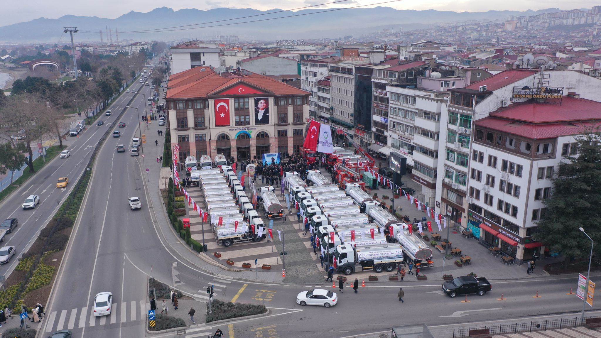 BÜYÜKŞEHİR ARAÇ FİLOSUNU GÜÇLENDİRDİ